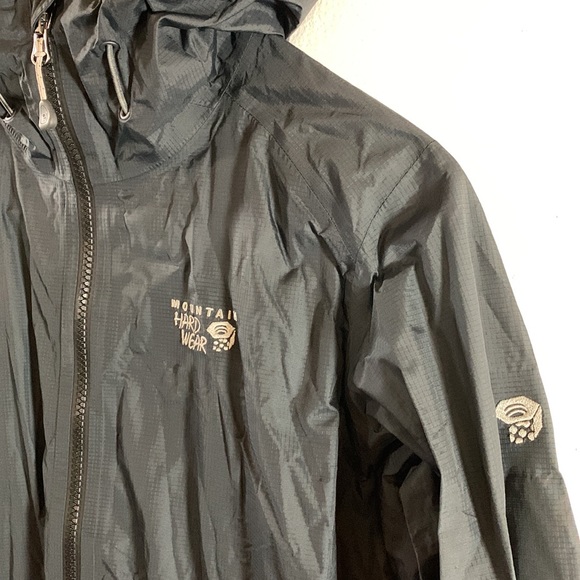 HBO GIRLS Season 3 Crew Embroidered Mountain Hardware Rain Jacket - Picture 4 of 12